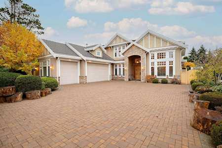 6671 Maple Road Richmond, BC V7E 1G4