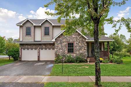 6735 Lakeview Circle NE Albertville, MN 55301