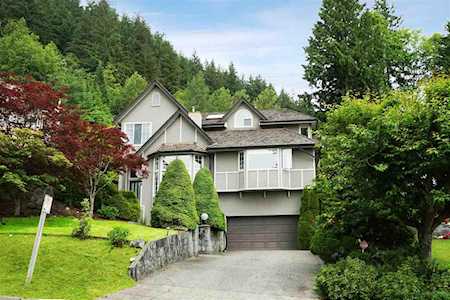 1248 Mill Street North Vancouver, BC V7K 1V2