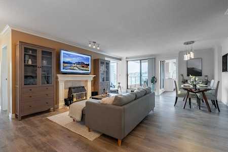 420 Carnarvon Street #1603 New Westminster, BC V3L 5P1
