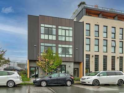 1637 E Pender Street #204 Vancouver, BC V5L 1W2
