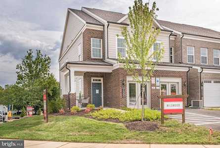 7327 Wildwood Ct Columbia, MD 21046