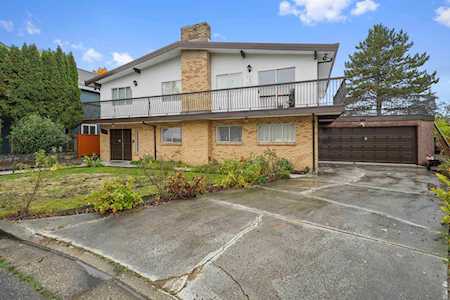 6327 Berwick Court Burnaby, BC V5E 4C3