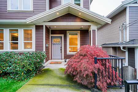 372 Metta Street Port Moody, BC V3H 2Y4