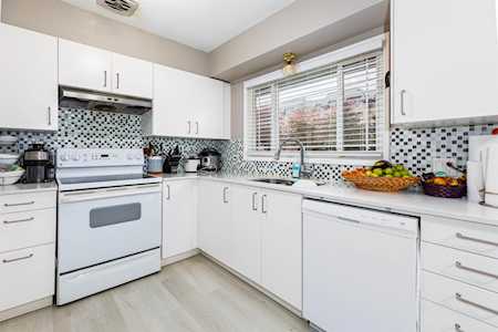 31934 Peardonville Road Abbotsford, BC V2T 1L8