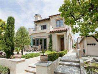 712 1/2 Narcissus Ave Corona Del Mar, CA 92625
