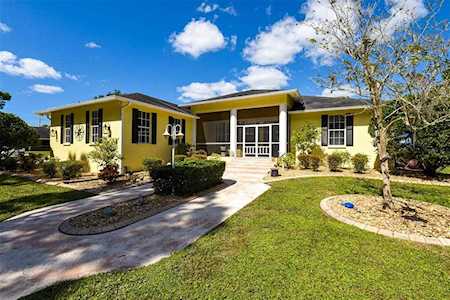 2326 Frederick Dr Venice, FL 34292