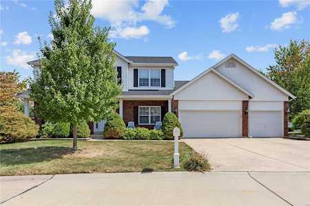 154 Black Lantern Trail St Peters, MO 63376