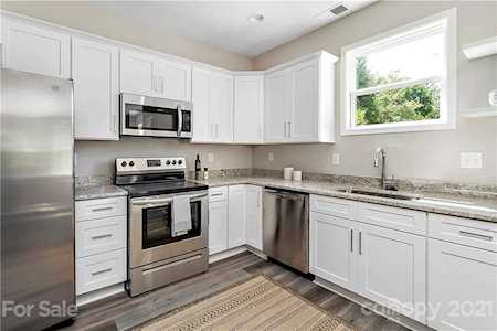 1215 Marble St Charlotte, NC 28208