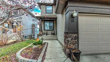 15 Drake Landing Crescent NE Okotoks, AB T1S 0C2