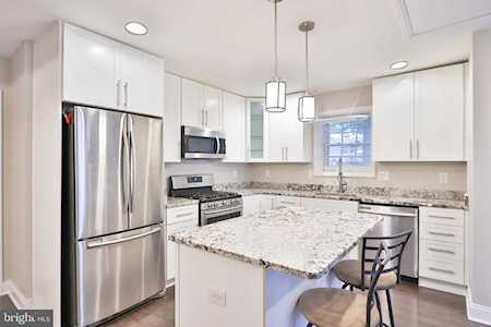 814 Redwood Trl Crownsville, MD 21032