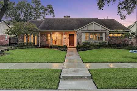 7818 Highmeadow Dr Houston, TX 77063