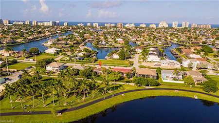387 Heathwood Dr Marco Island, FL 34145
