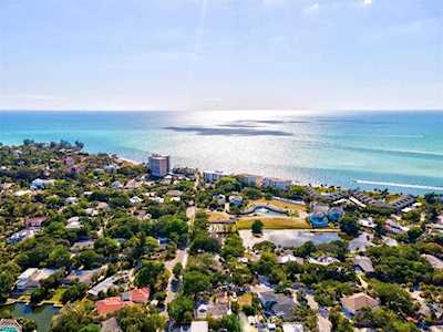 4725 Gleason Ave Sarasota, FL 34242
