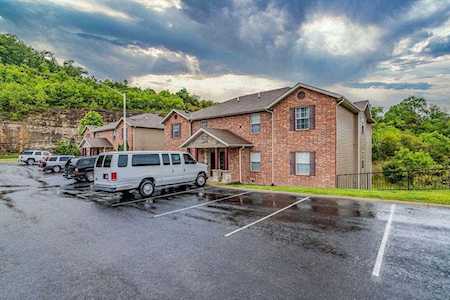 2962 Vineyards Parkway Branson, MO 65616