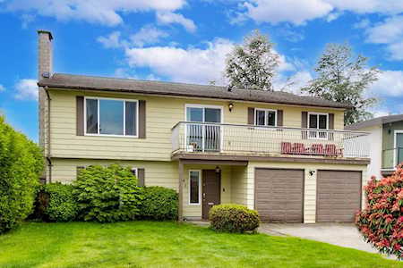 8940 Demorest Drive Richmond, BC V7A 4M1