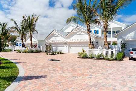 40 Strand Dr Vero Beach, FL 32963