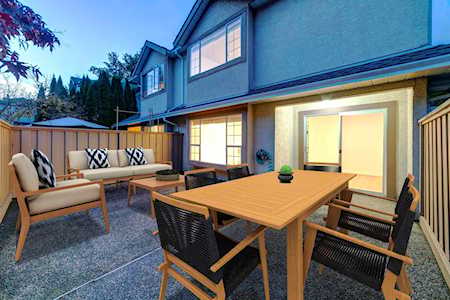 901 W 17th Street #17 North Vancouver, BC V7P 1V8