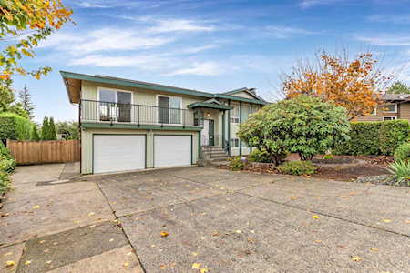 19814 114B Avenue Pitt Meadows, BC V3Y 1N3