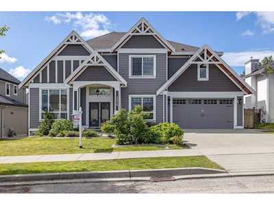 15938 99 Avenue Surrey, BC V4N 2A4