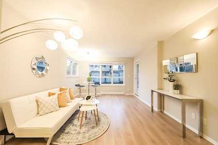 1833 Frances Street #101 Vancouver, BC V5L 1Z8