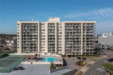 500 Pacific Ave #401 Virginia Beach, VA 23451