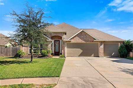 15318 Skyhill Dr Cypress, TX 77433