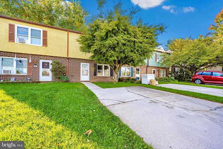803 Ewing Dr Westminster, MD 21158