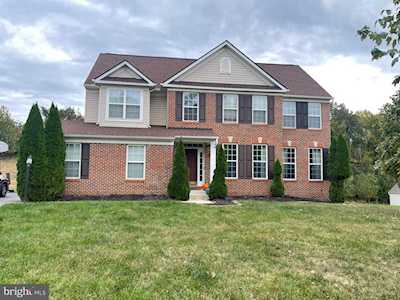 3208 Valley Forest Dr Upper Marlboro, MD 20772
