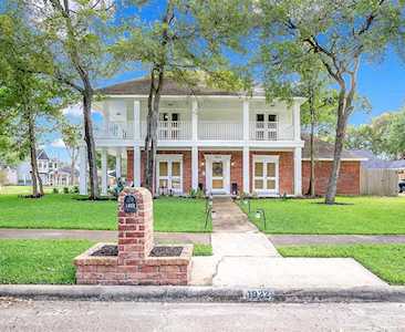 1922 Mistyvale Ct Richmond, TX 77406