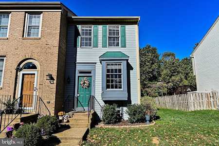 6577 Skylemar Trl Centreville, VA 20121