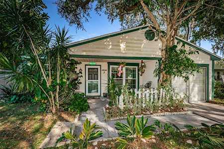 3871 Lake Shore Dr Palm Harbor, FL 34684