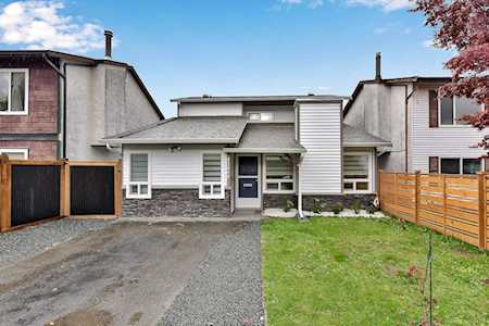 45409 Meadowbrook Drive Chilliwack, BC V2P 7K3