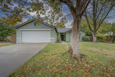 2151 Hemingway St Redding, CA 96003