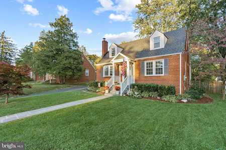 2915 Rogers Dr Falls Church, VA 22042
