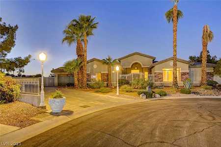1611 Pine St Las Vegas, NV 89102