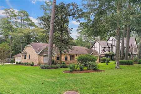 23822 Creekview Dr Spring, TX 77389