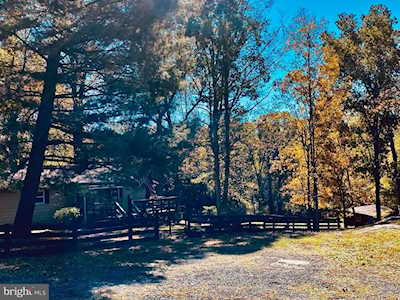 3806 Cobbler Mountain Rd Delaplane, VA 20144