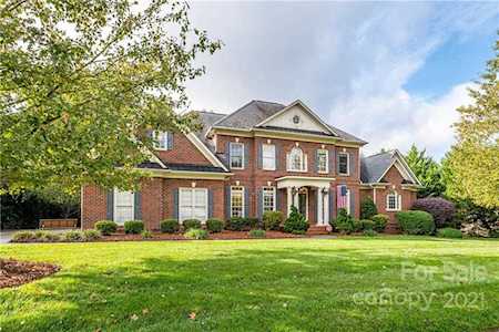 7413 Stonehaven Dr Waxhaw, NC 28173