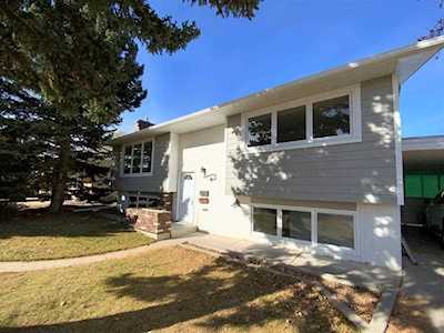 1109 Lakemount Blvd S Lethbridge, AB T1K 3S4