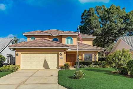 6077 Marella Dr Sarasota, FL 34243