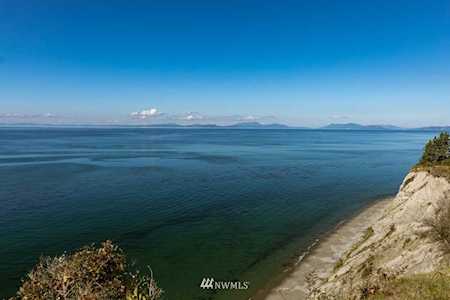 1323 West Beach Rd Oak Harbor, WA 98277