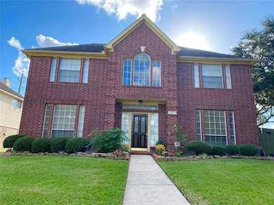 12915 Apple Forest Trl Houston, TX 77065