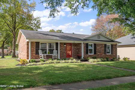 2904 Chimney Rock Ln Louisville, KY 40220