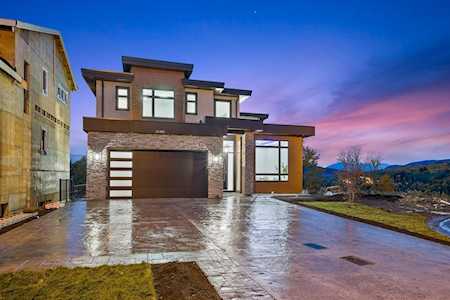 35473 Verado Court Abbotsford, BC V3G 0G2