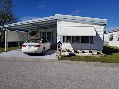 251 Pelican Dr N Oldsmar, FL 34677