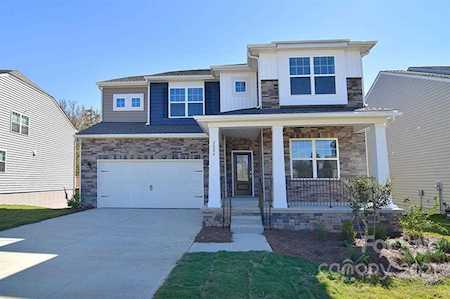 2006 Napa Valley Dr Waxhaw, NC 28173