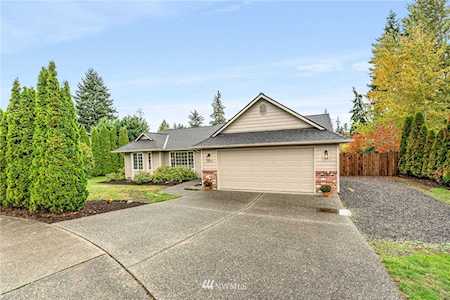 1327 215th Place SW Lynnwood, WA 98036