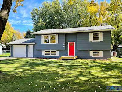 306 N Joseph Ave Tea, SD 57064