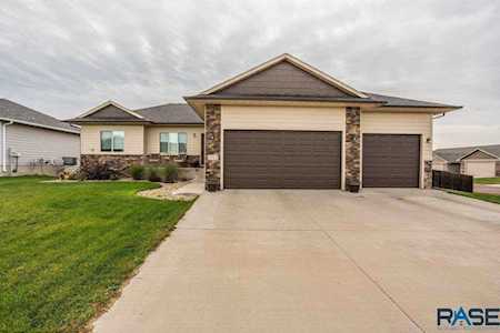 1712 S Andrew Ave Sioux Falls, SD 57106